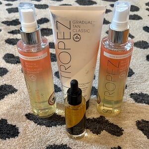 St. Tropez Glow Boosting Set with White and Gold Accents